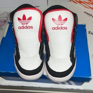 Adidas Hardcourt Hi 1 Black white and Red size 9c little kids